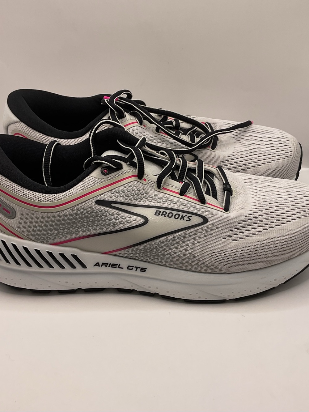 Brooks Womens Ariel GTS 23 Road Running Shoes in Grey, Black and Pink Size 9 - Picture 5 of 12